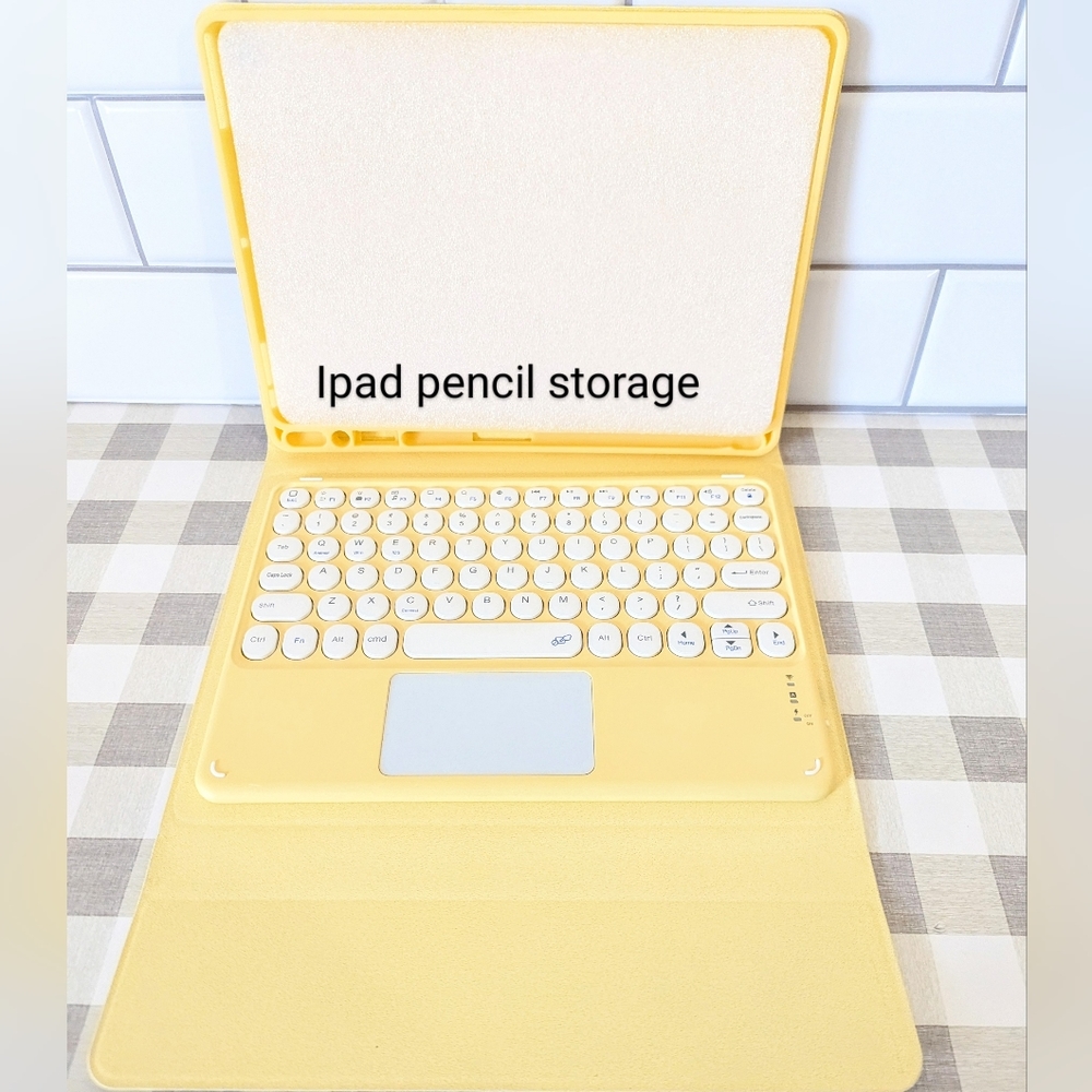 Ipad Keyboard Case - Picture 2 of 5